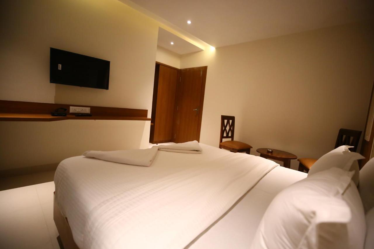 Hotel Dream Residency Navi Mumbai Exterior photo